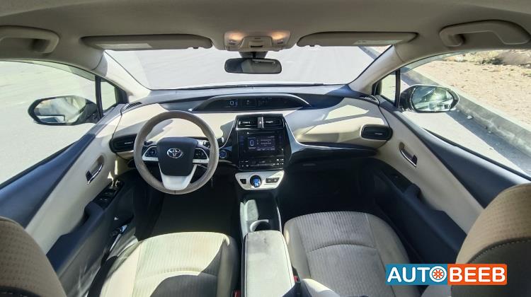 Toyota Prius 2017