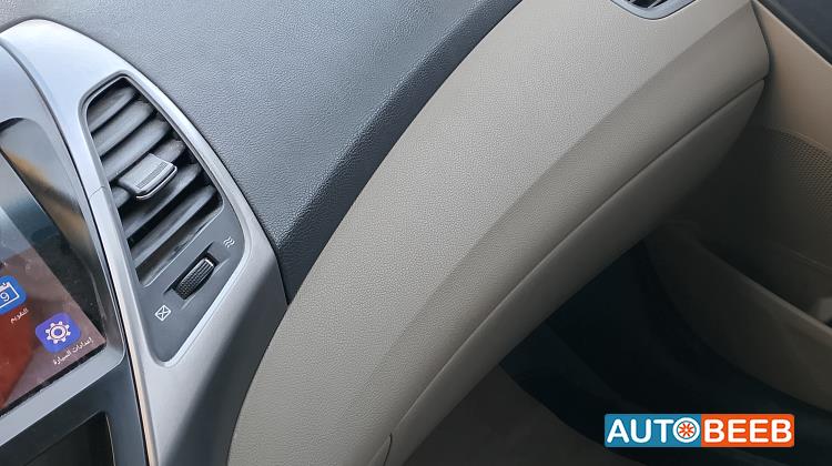 Hyundai Elantra 2016