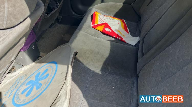 كيا سبكترا 2001