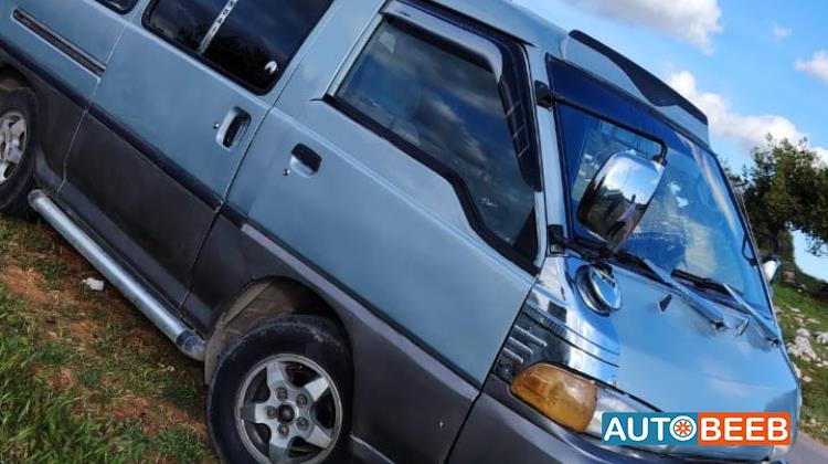 Minibus Hyundai 2003