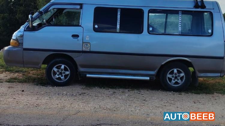Minibus Hyundai 2003