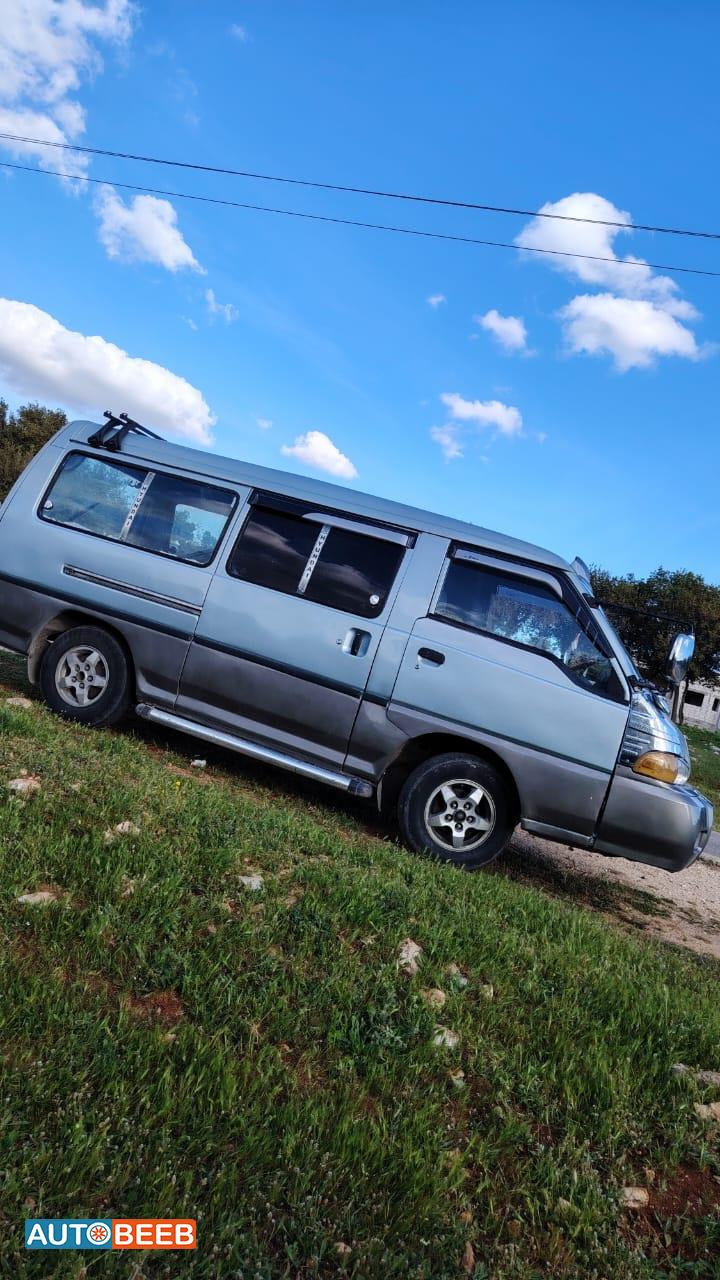 Minibus Hyundai 2003