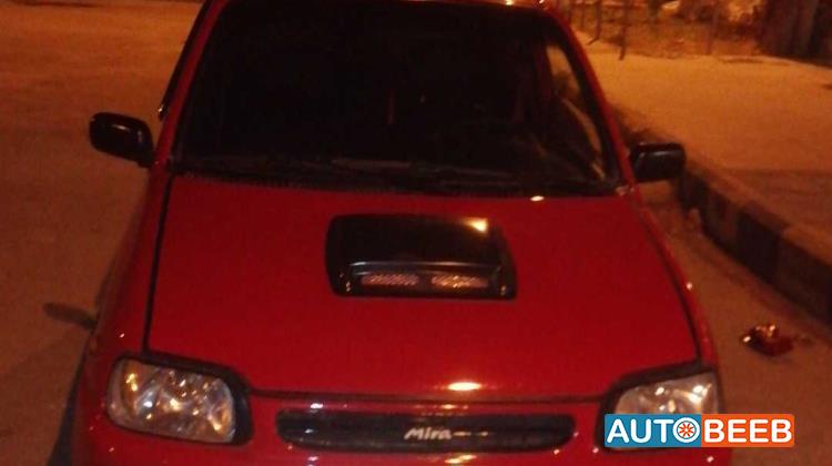 ديهاتسو ميرا 1998