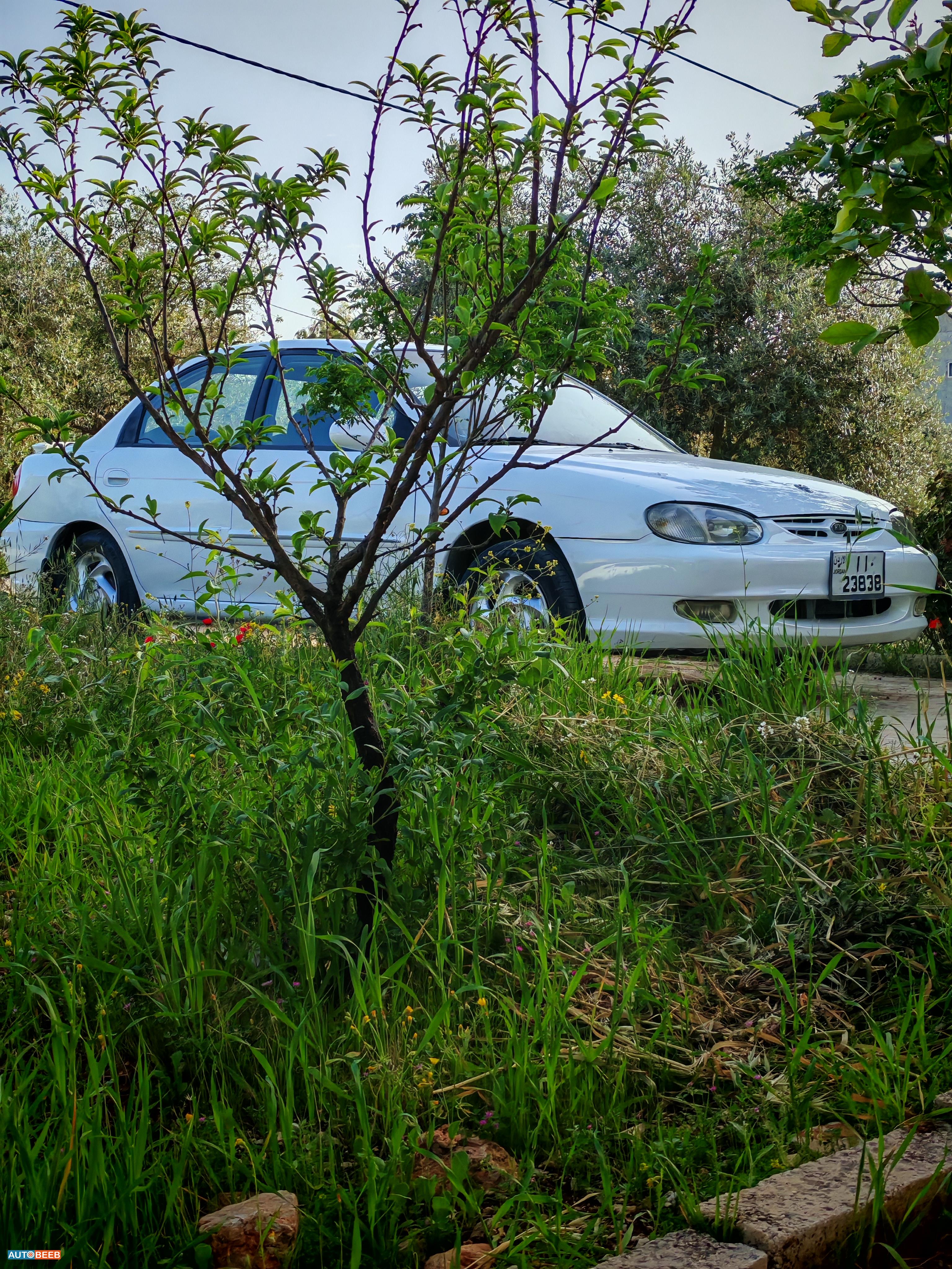 كيا سيفيا 2000