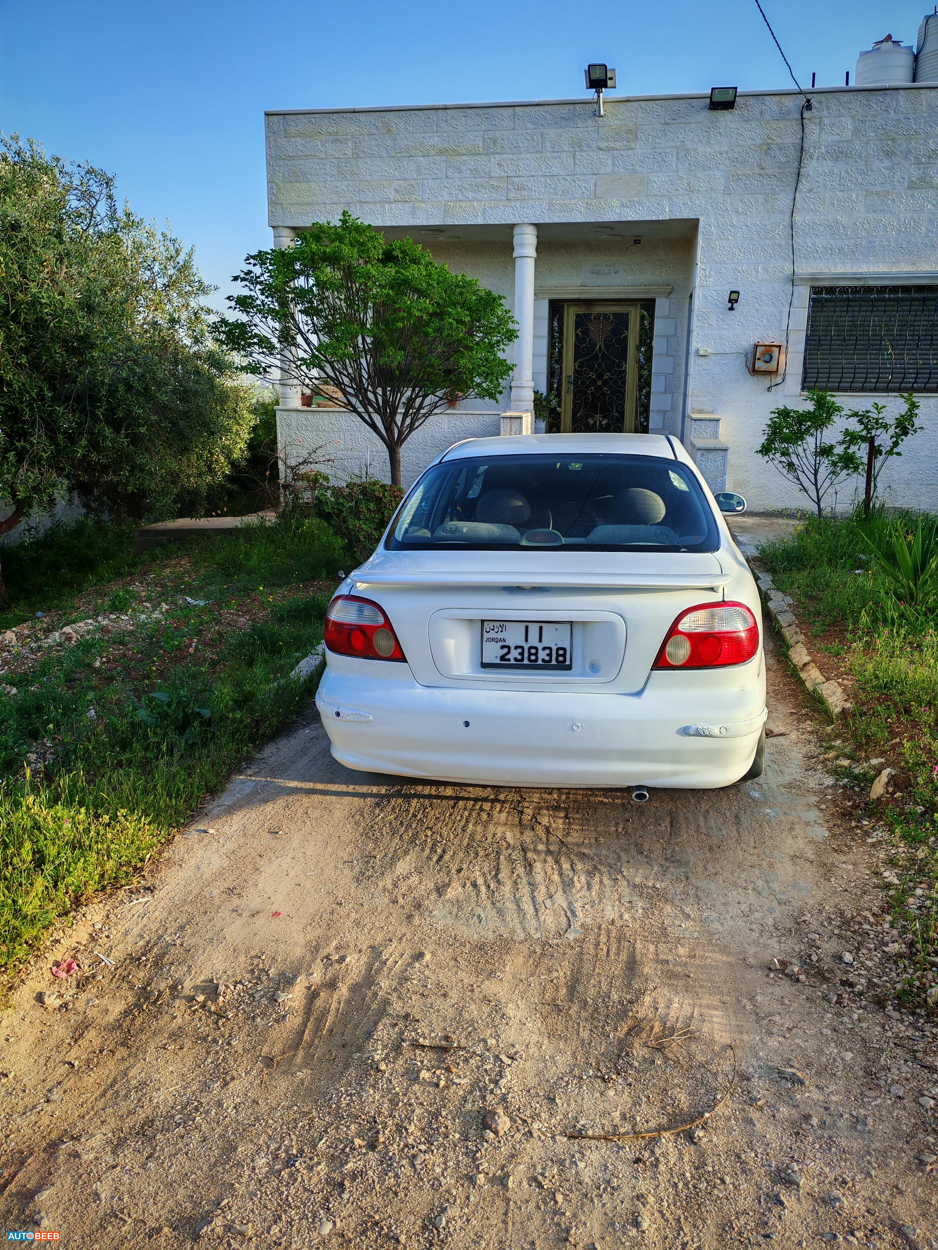 كيا سيفيا 2000