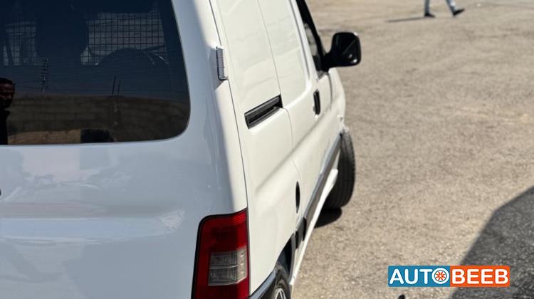 Peugeot Partner 2011