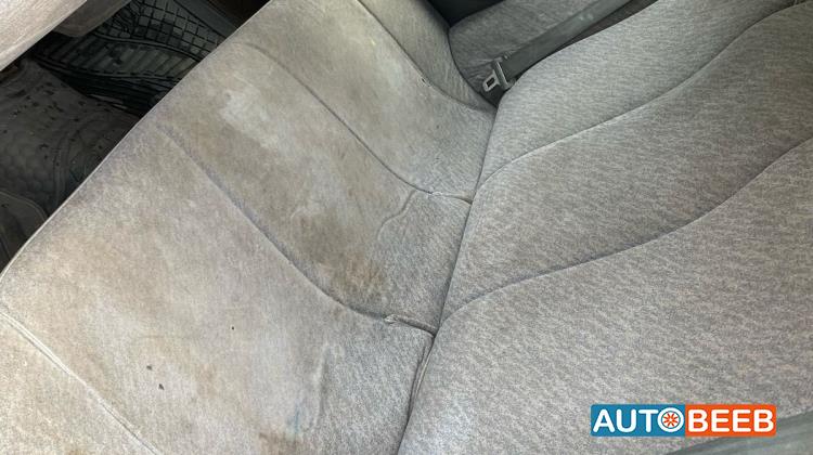 هيونداي افانتي 1997