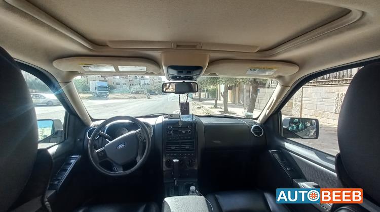 Ford Explorer 2010