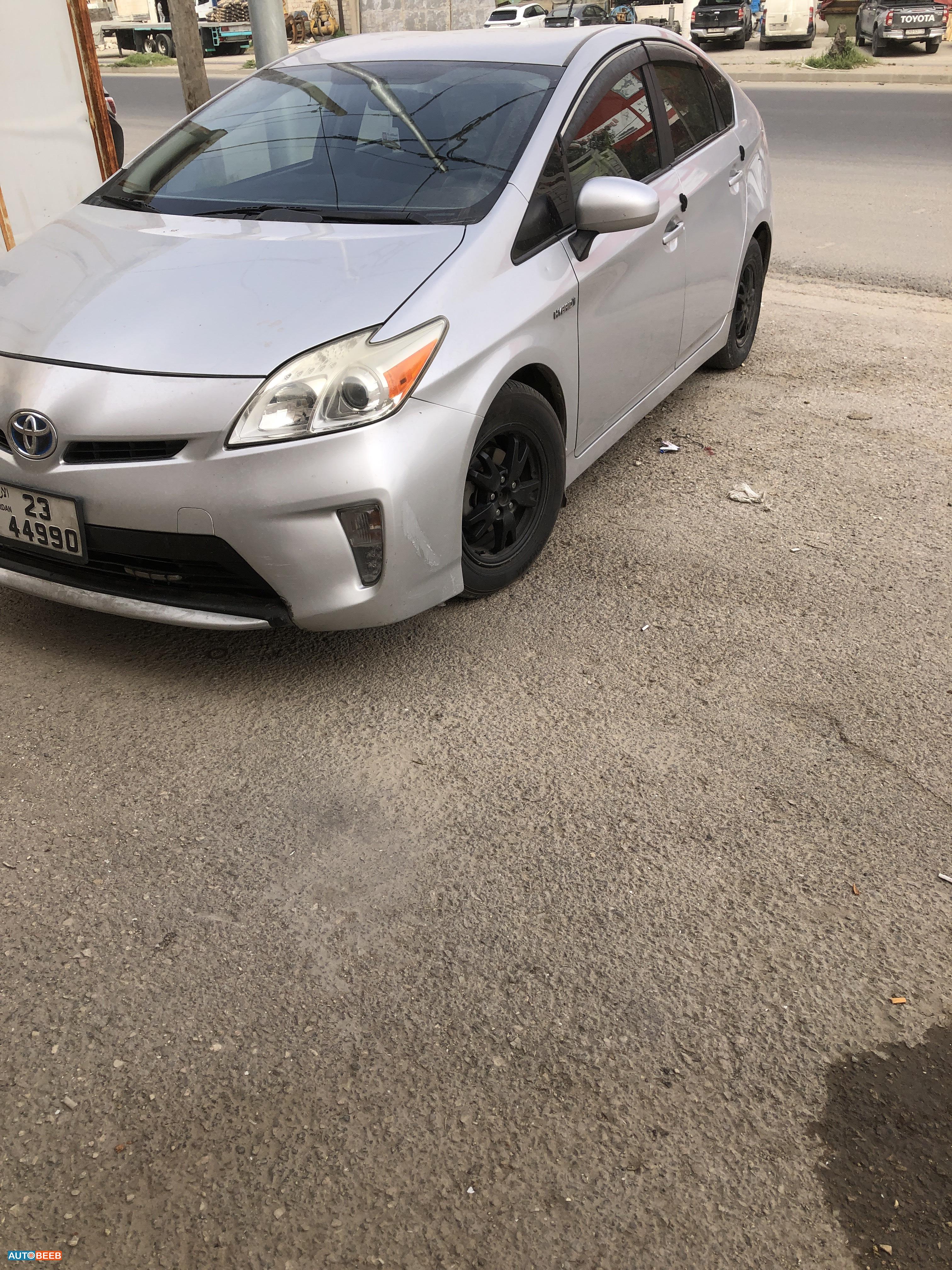 Toyota Prius 2015