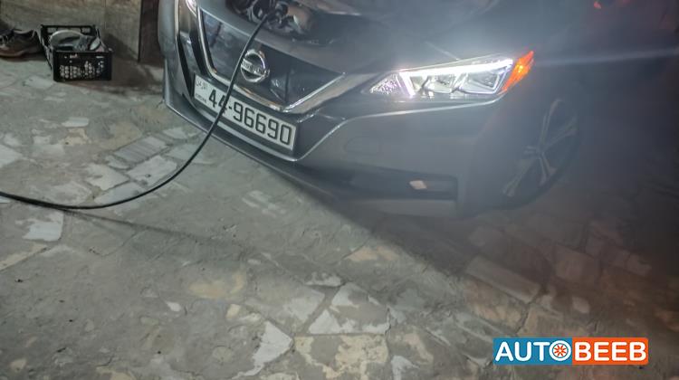 نيسان ليف 2020