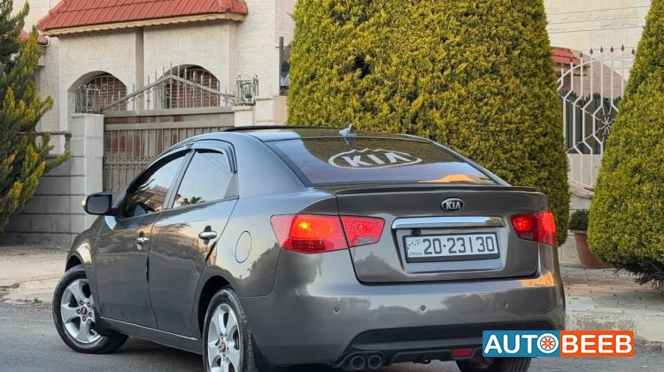 كيا فورتي 2010