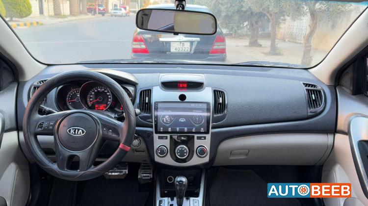 كيا فورتي 2010