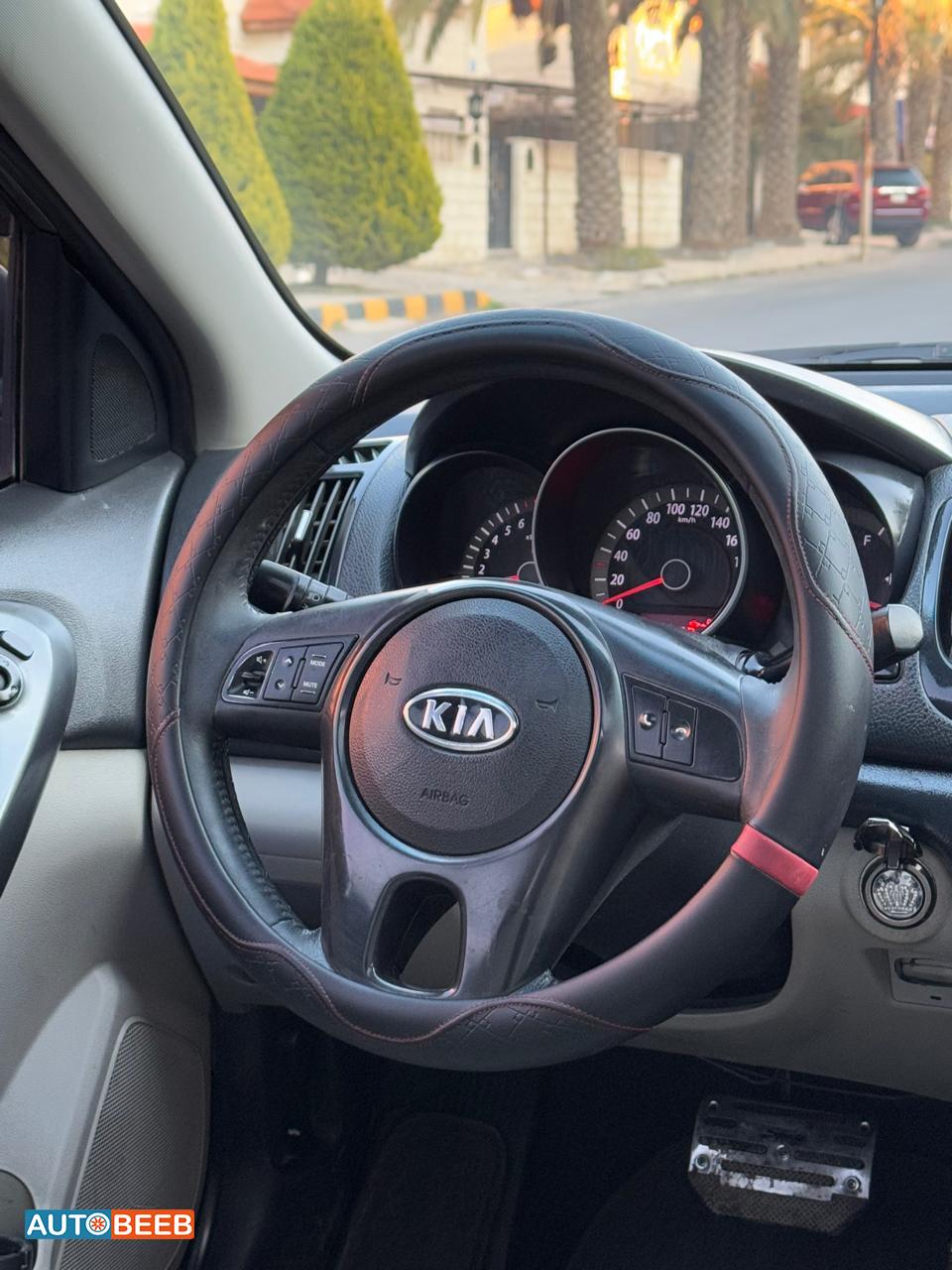 كيا فورتي 2010