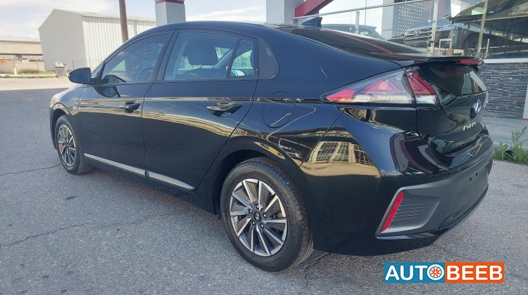 Hyundai Ioniq 2021