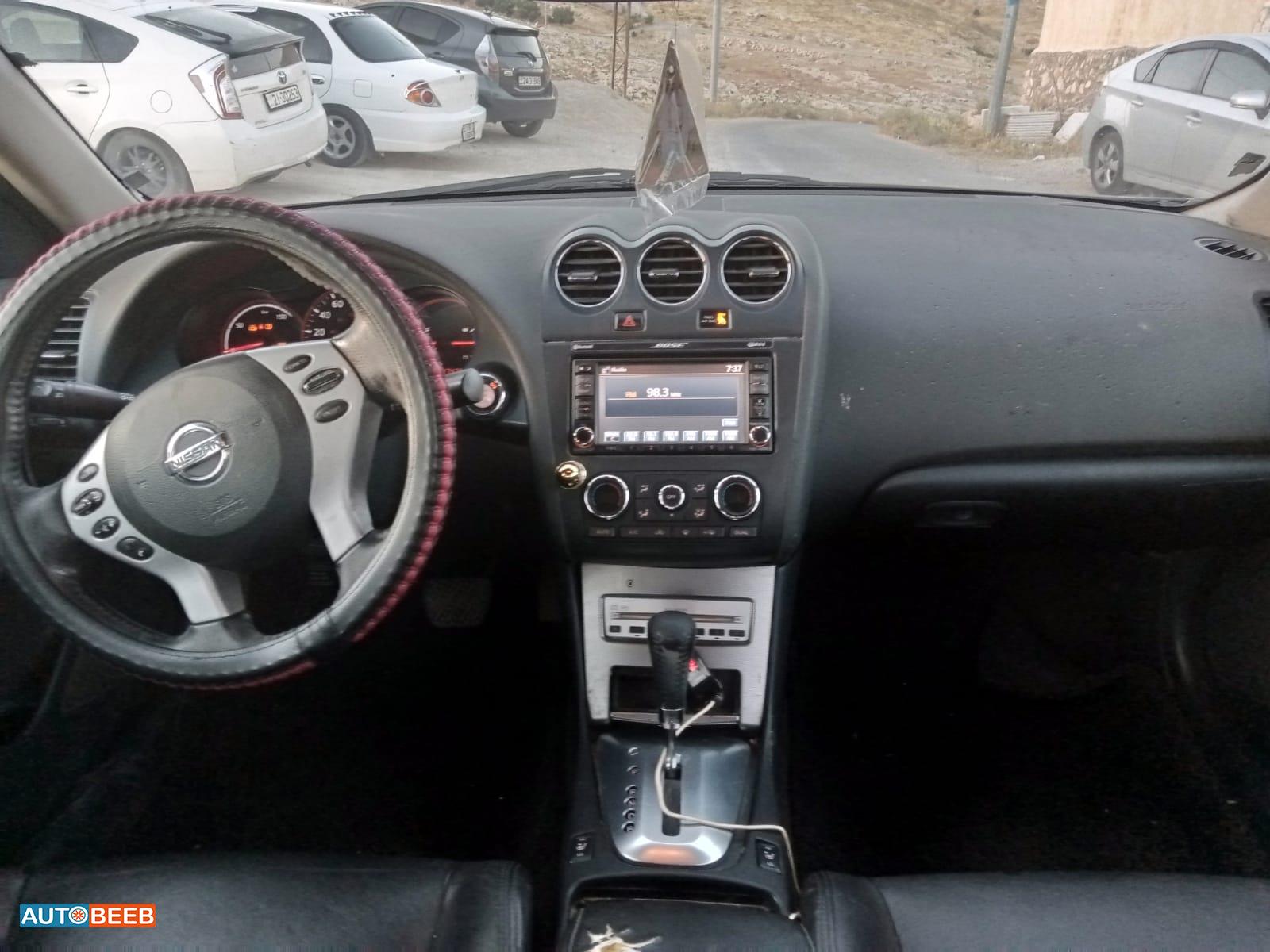 نيسان التيما 2009