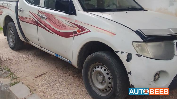 Mitsubishi L200 2008