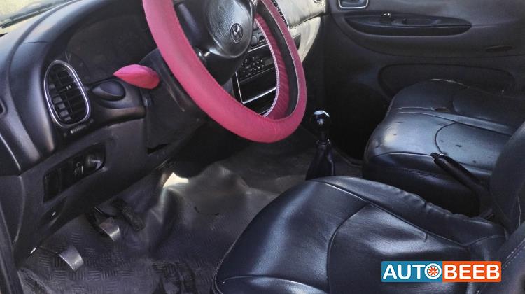 ميني باص هيونداي 2007