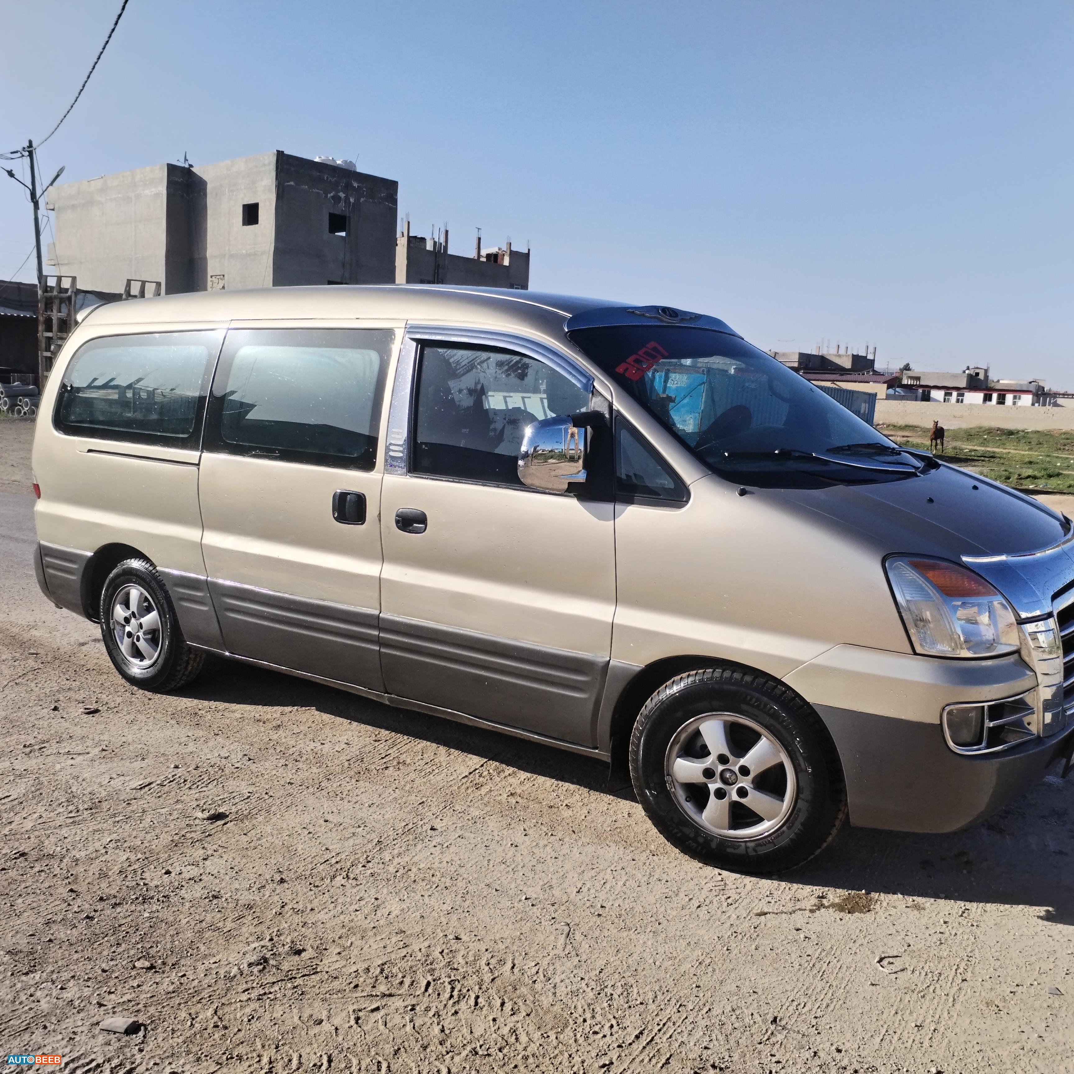 ميني باص هيونداي 2007