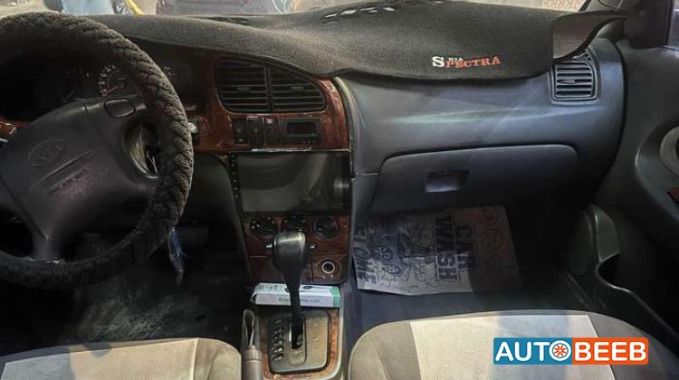 كيا سبكترا 2002