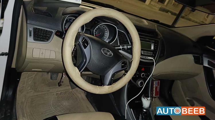 Hyundai Elantra 2016