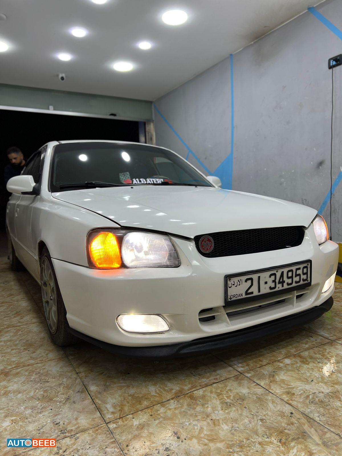 هيونداي فيرنا 2002