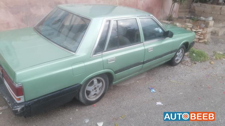 نيسان لوريل 1986