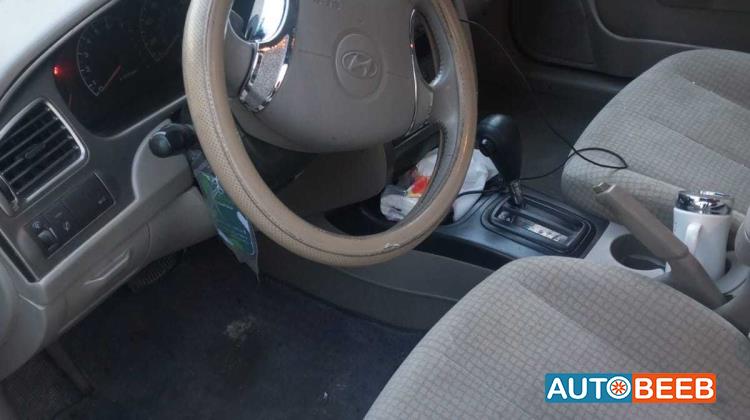 هيونداي النترا 2002