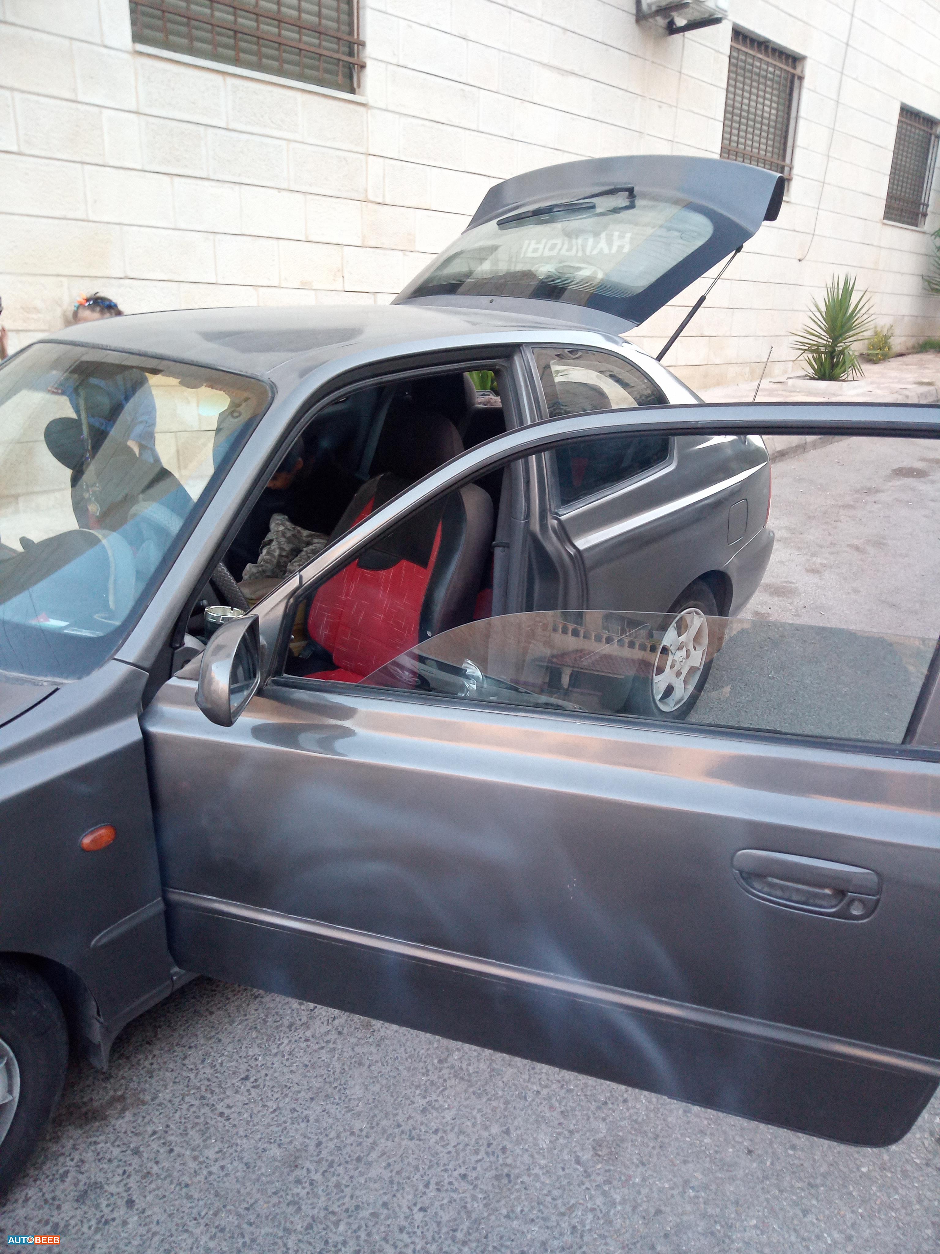 هيونداي اكسنت 2001