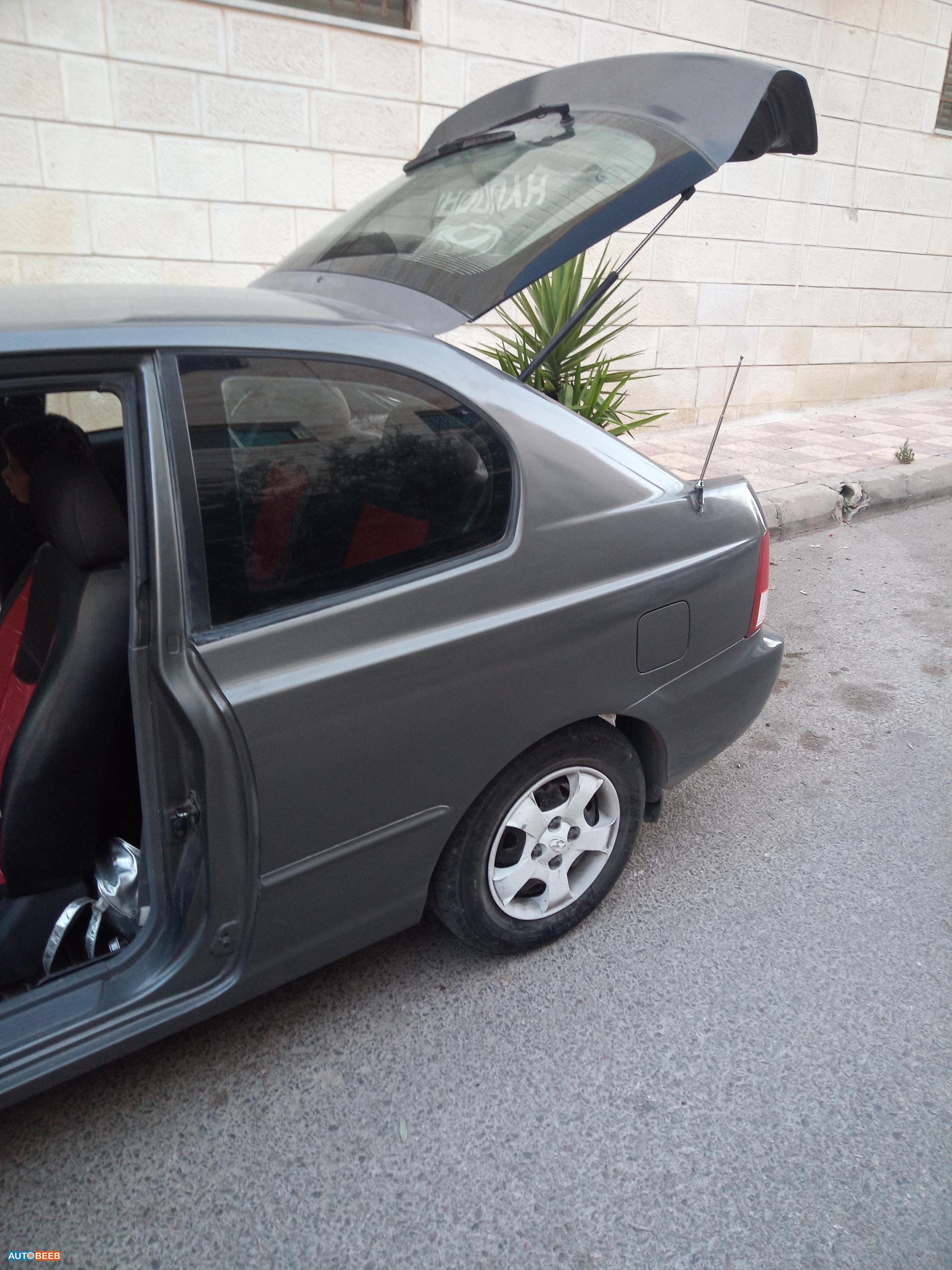 هيونداي اكسنت 2001