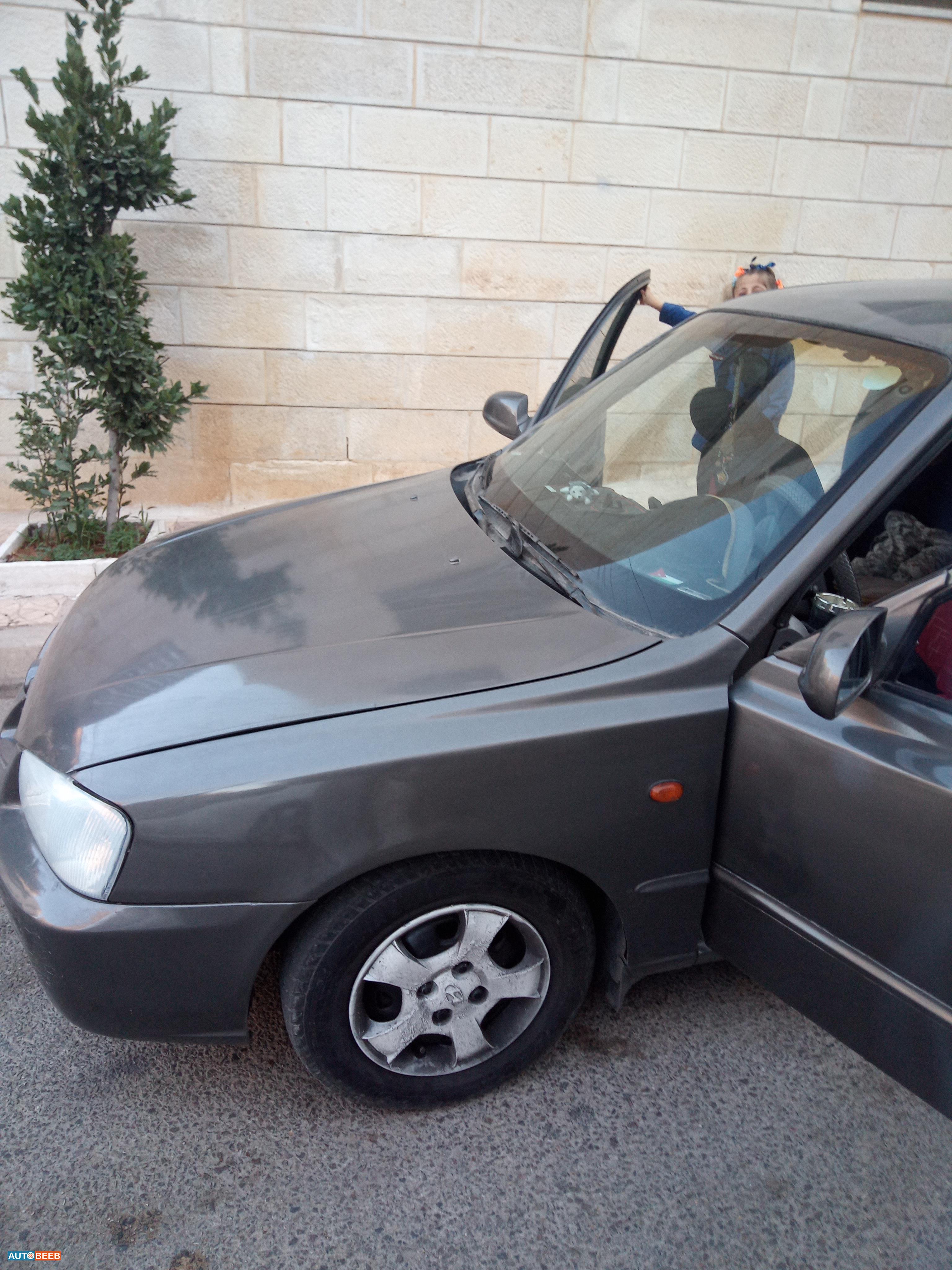 هيونداي اكسنت 2001