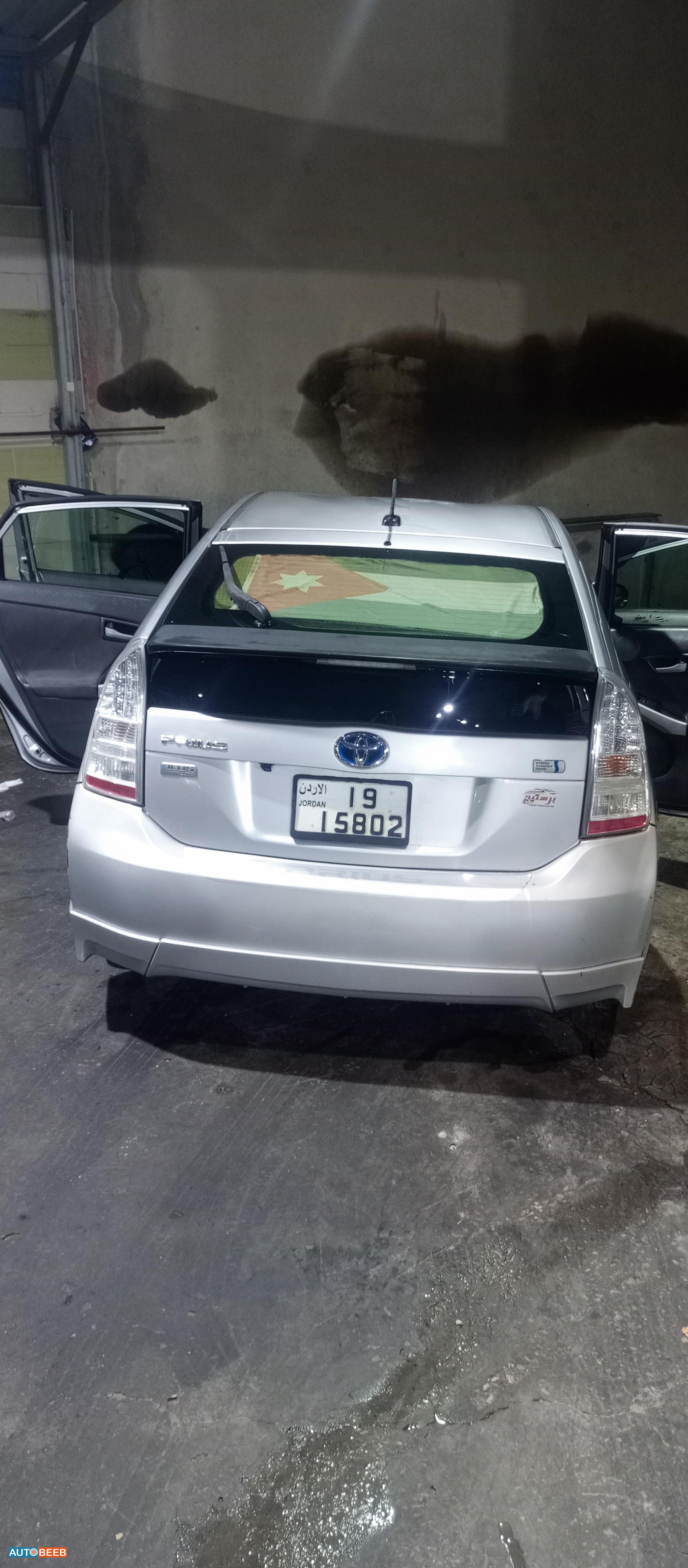 Toyota Prius 2011