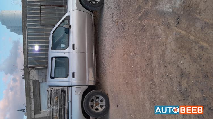 نيسان نافارا 1997