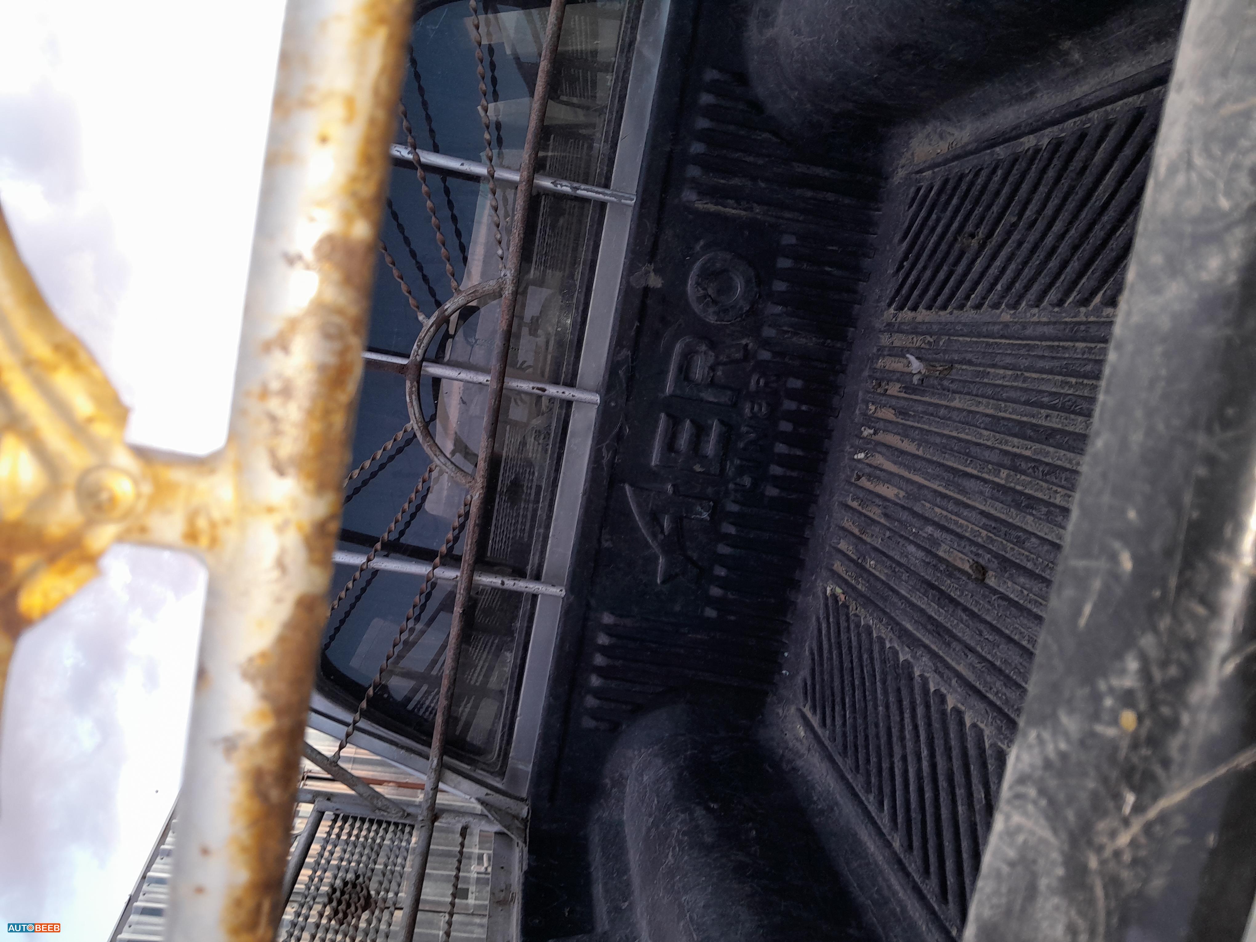 نيسان نافارا 1997