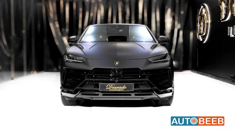 Lamborghini Urus 2024