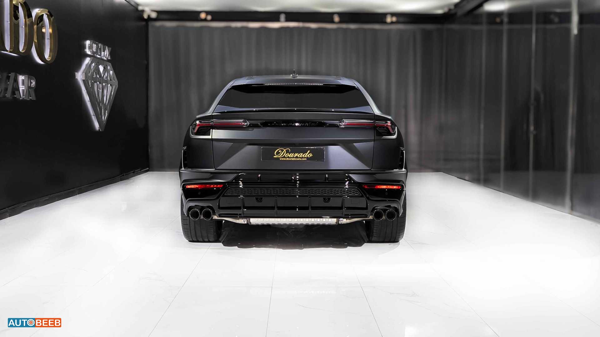 Lamborghini Urus 2024