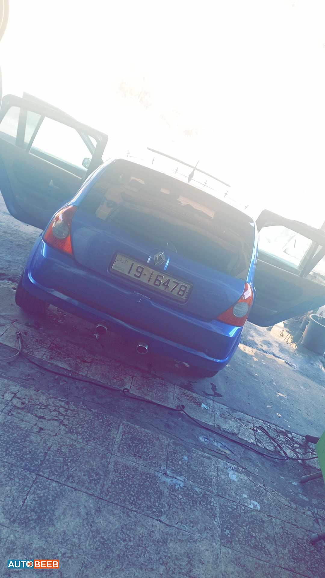 Renault Clio 2003
