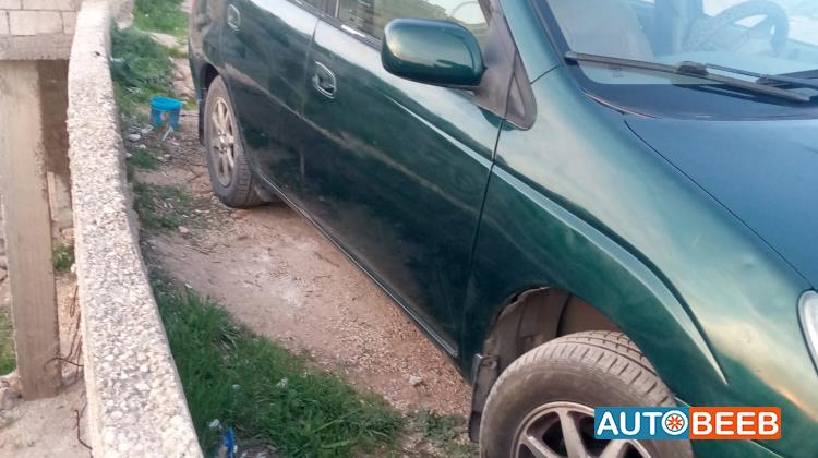 تويوتا بريوس 2002