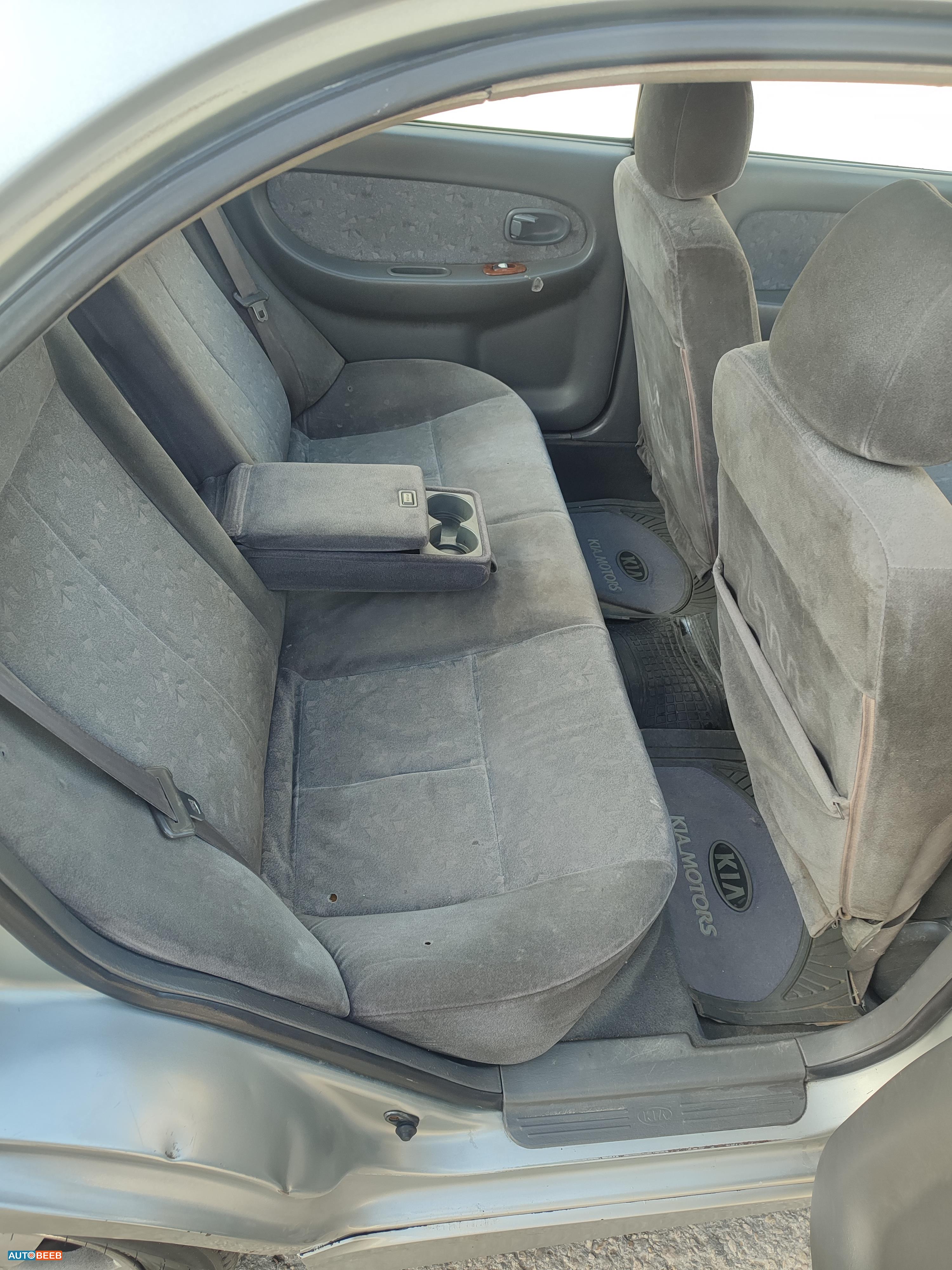 كيا سبكترا 2000