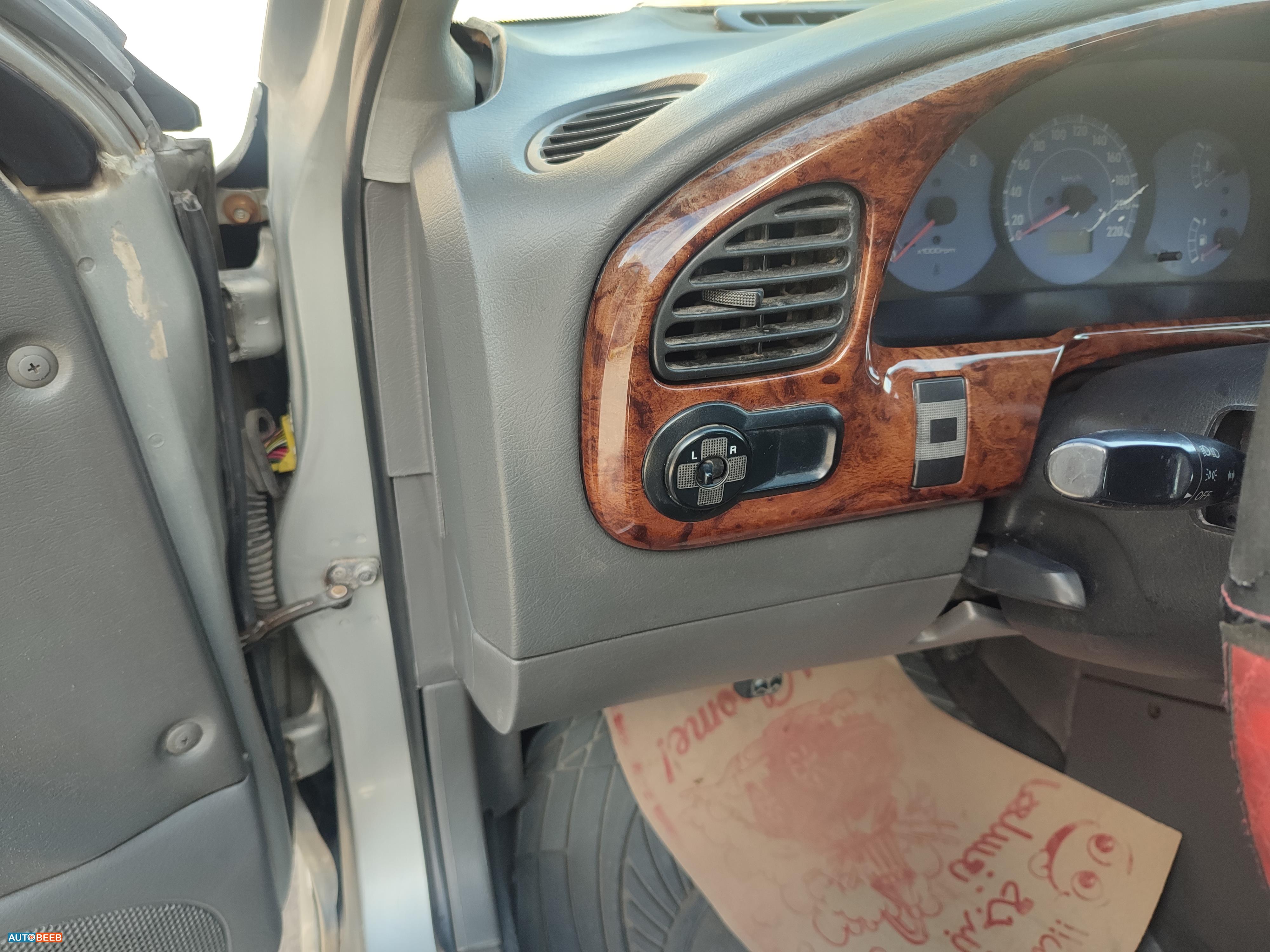 كيا سبكترا 2000