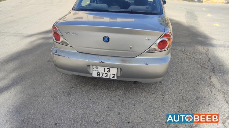 كيا سبكترا 2000