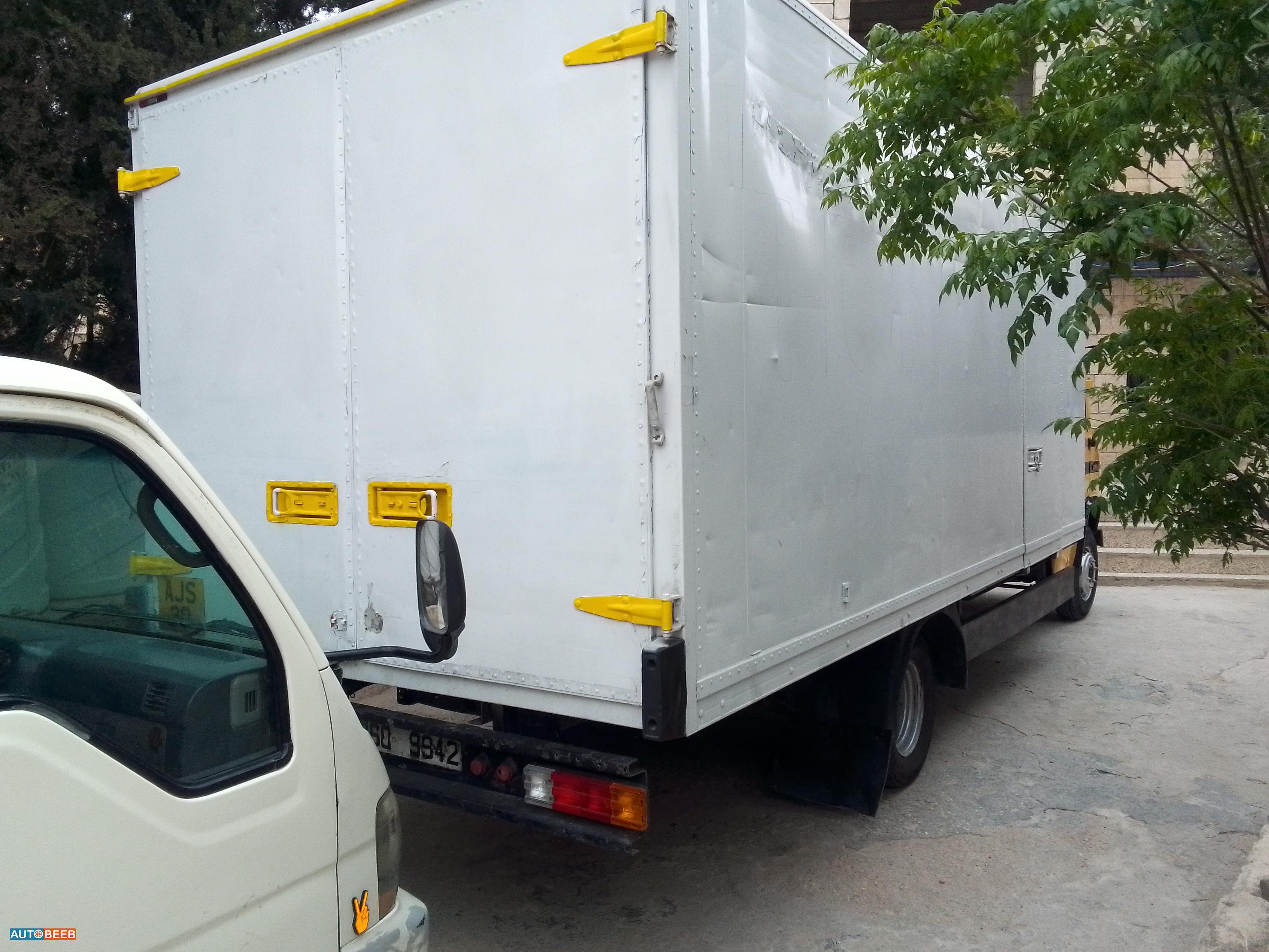 Box Mercedes Benz 1982