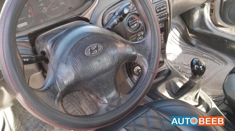 هيونداي افانتي 1997