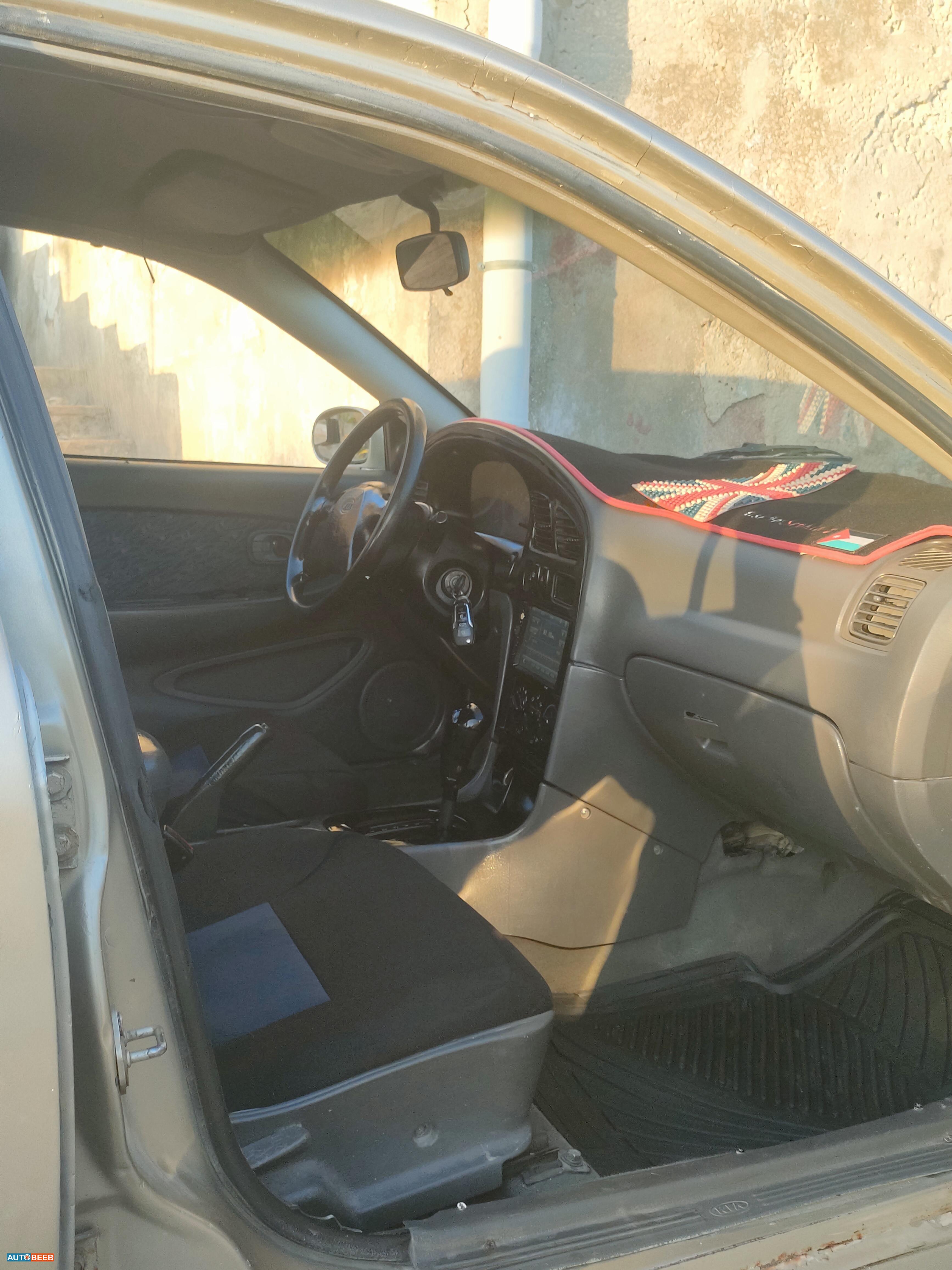 كيا سيفيا 1998