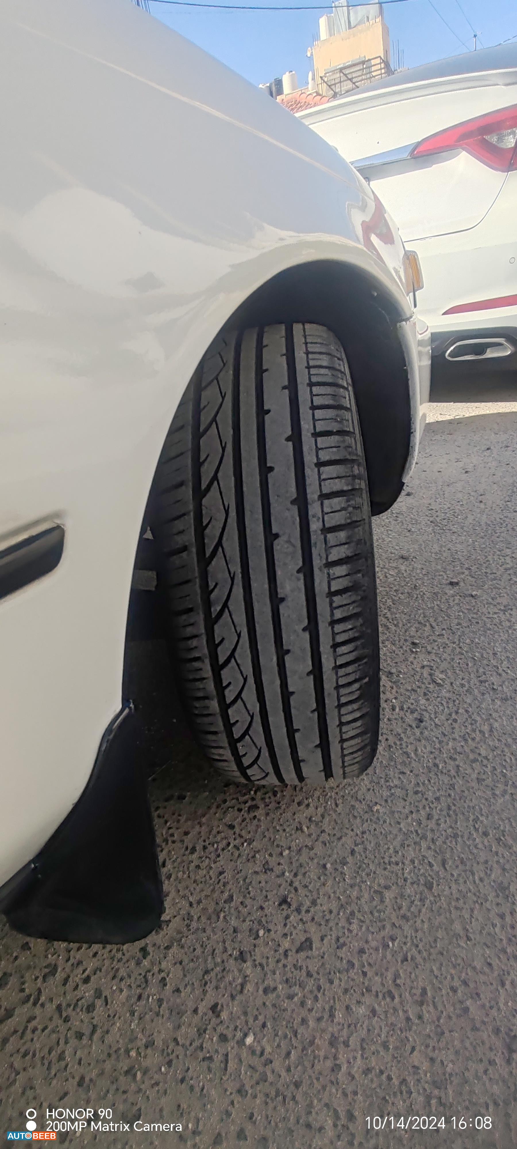 تويوتا كورولا 1995