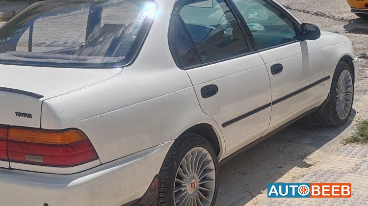 تويوتا كورولا 1995