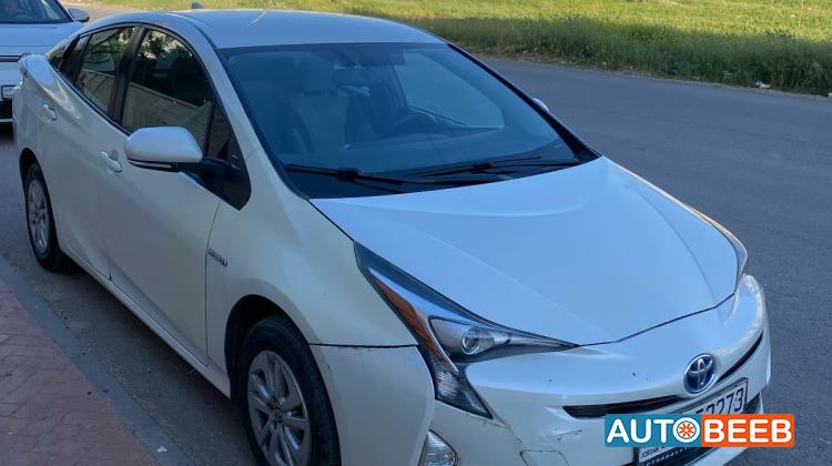 Toyota Prius 2017
