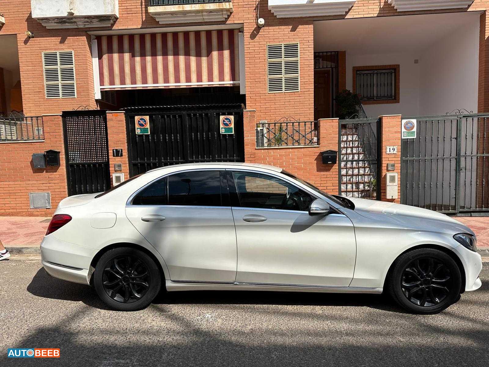 Mercedes Benz C200 2014
