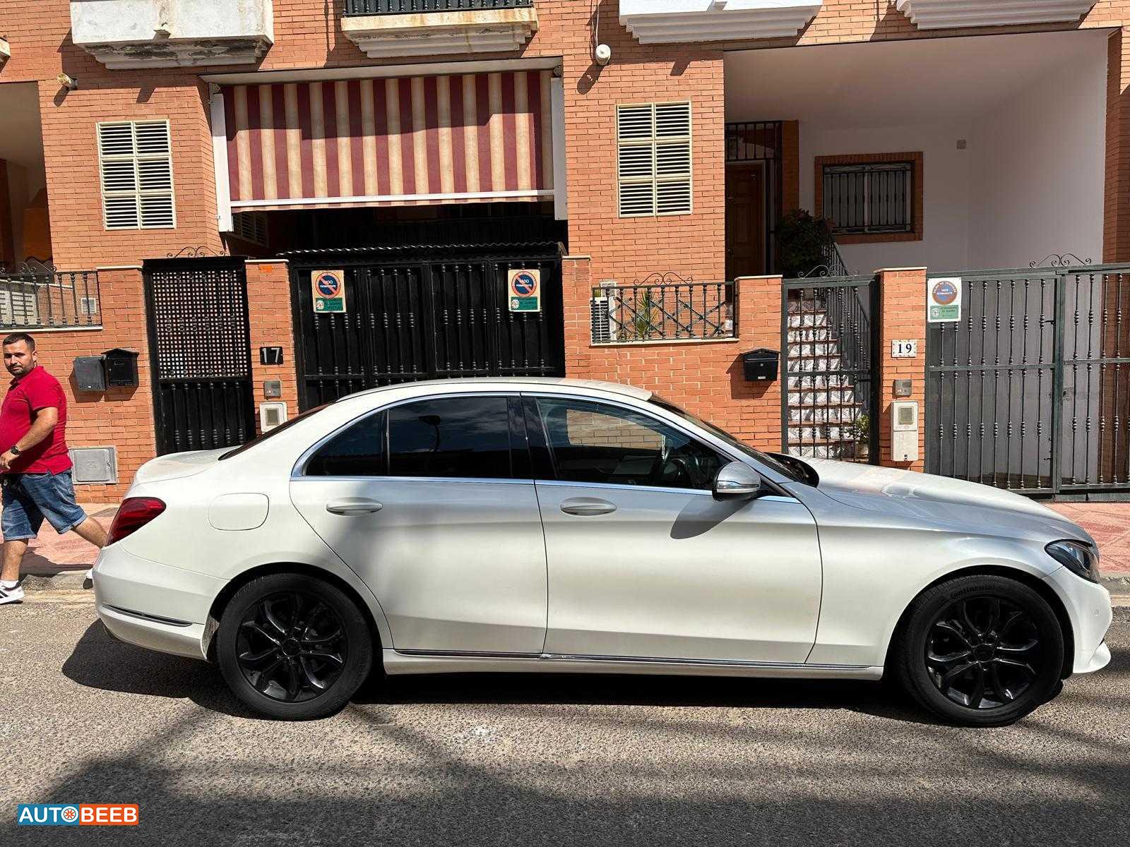Mercedes Benz C200 2014