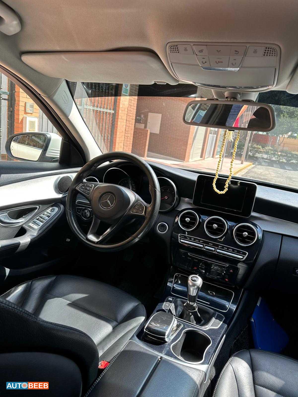 Mercedes Benz C200 2014