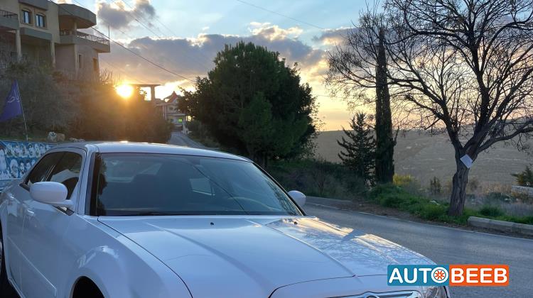 كرايسلر 300 سي 2005